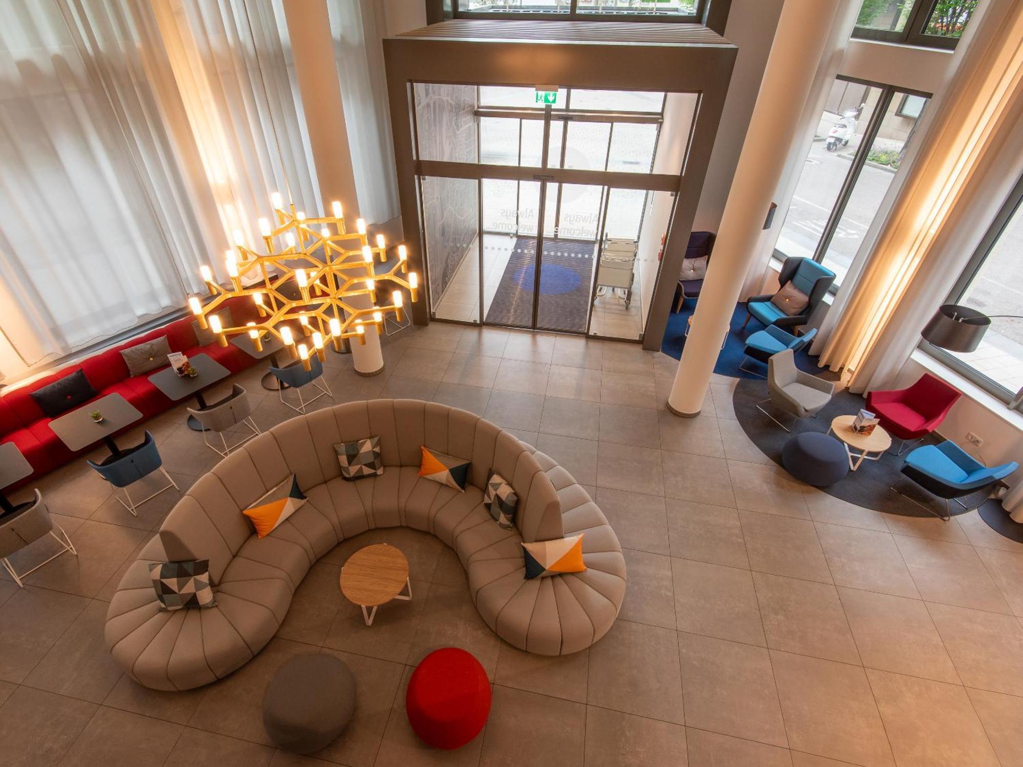 Holiday Inn Express Heilbronn By Ihg מראה חיצוני תמונה