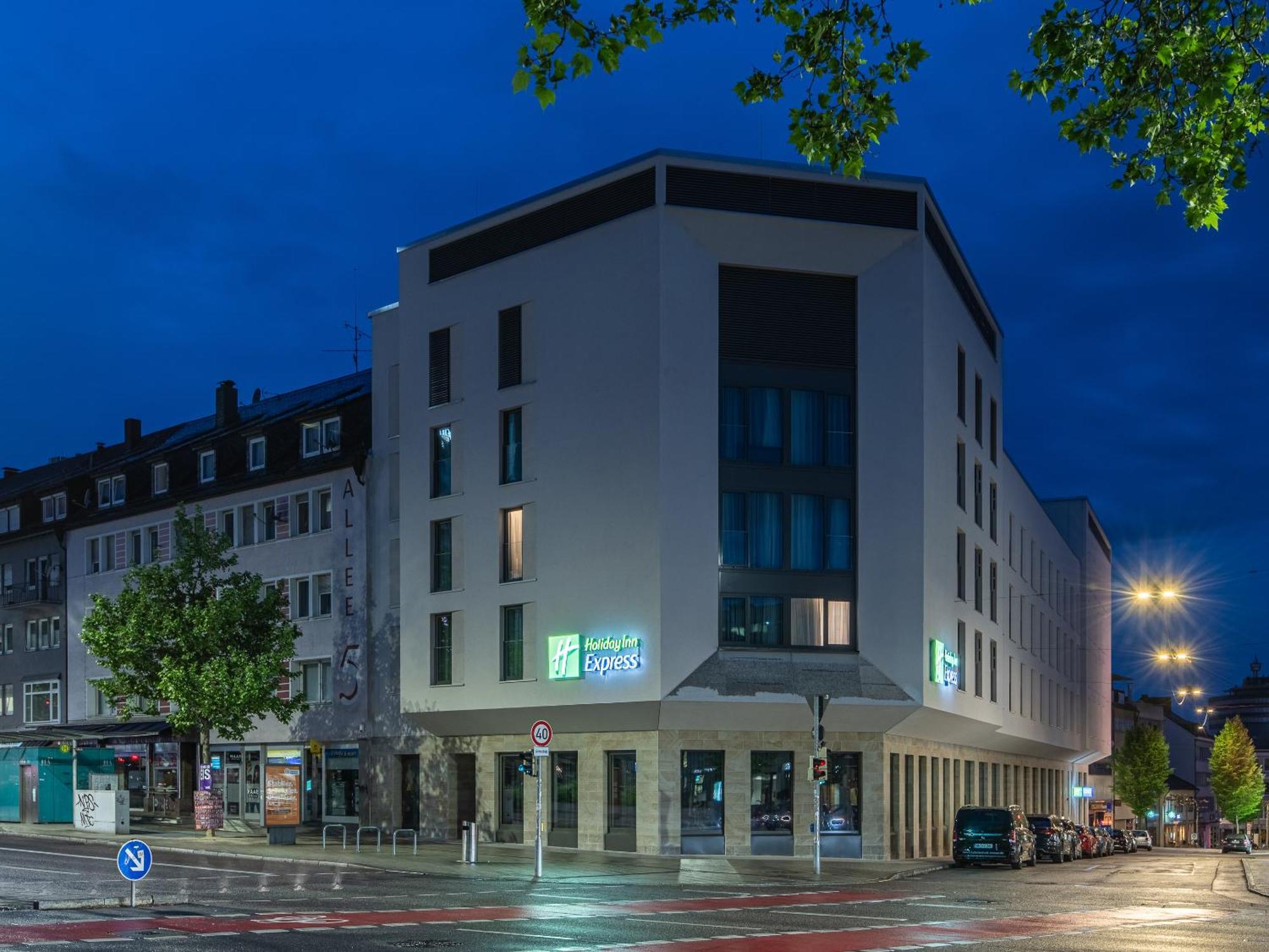 Holiday Inn Express Heilbronn By Ihg מראה חיצוני תמונה