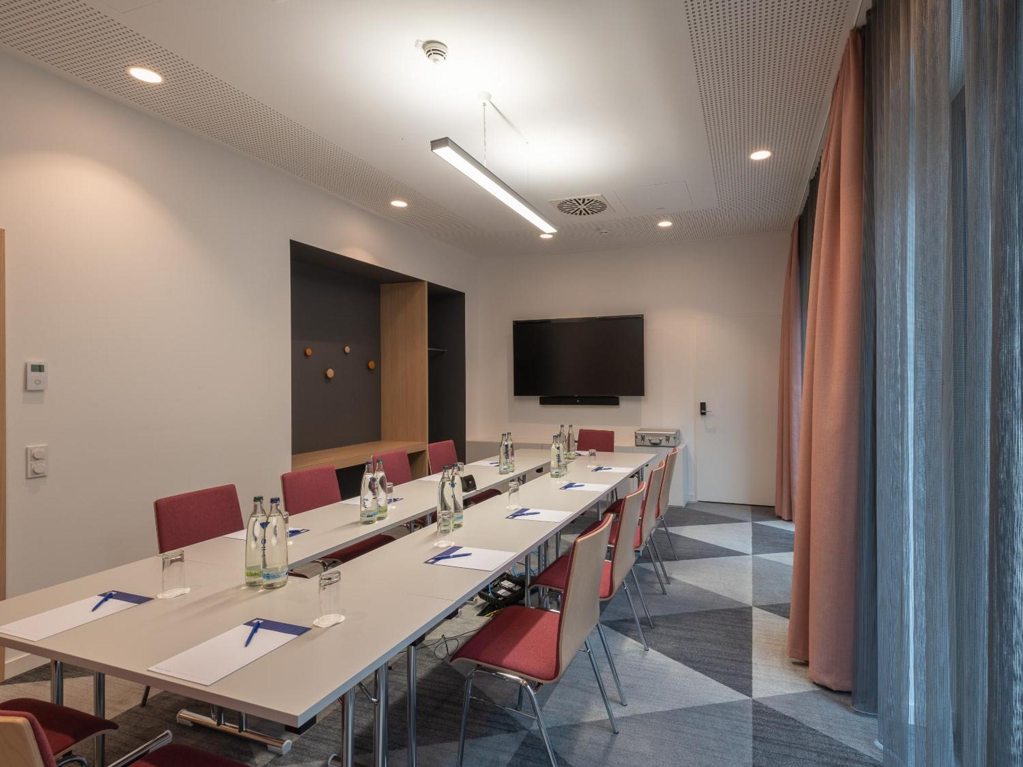 Holiday Inn Express Heilbronn By Ihg מראה חיצוני תמונה