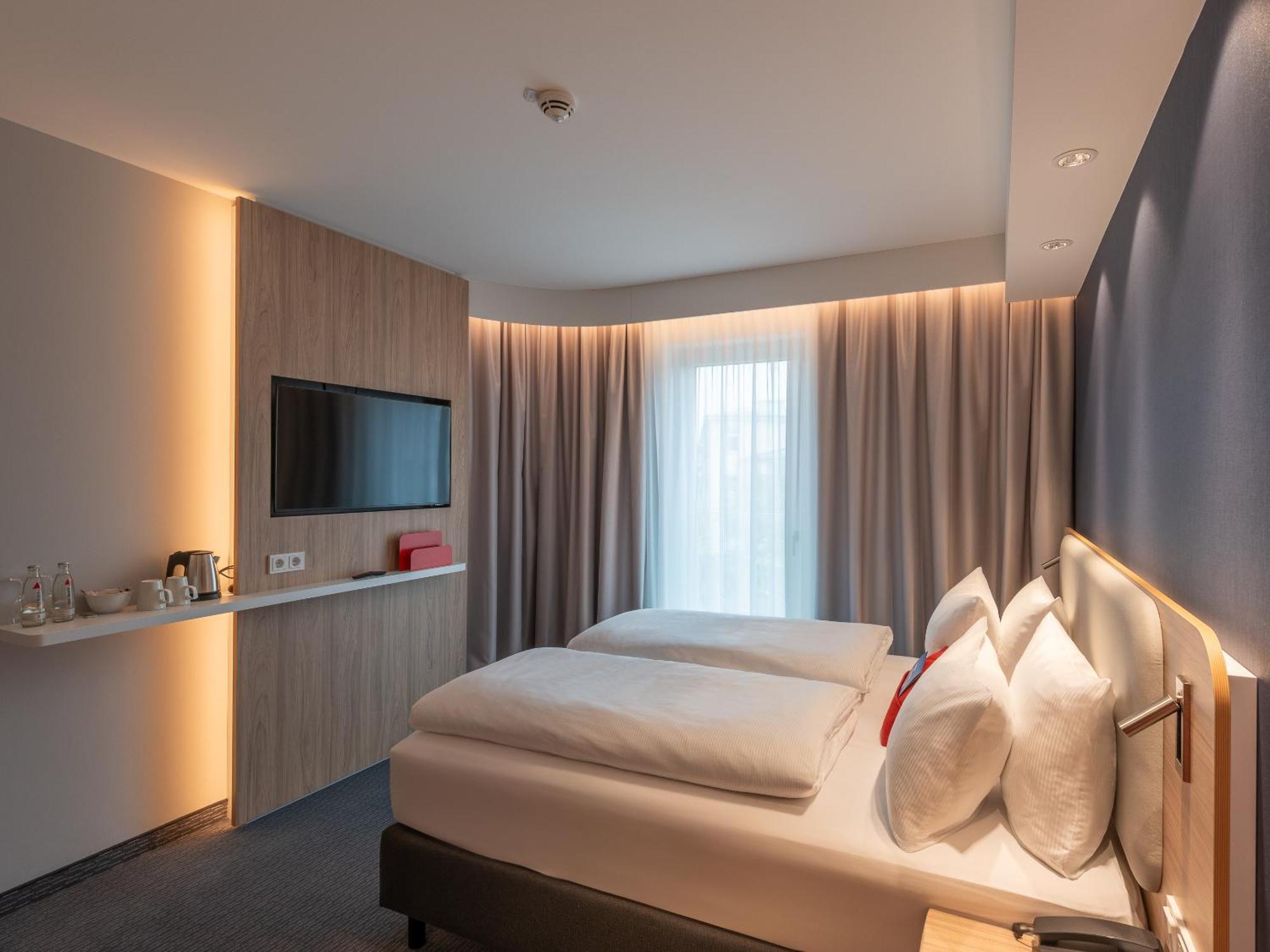 Holiday Inn Express Heilbronn By Ihg מראה חיצוני תמונה
