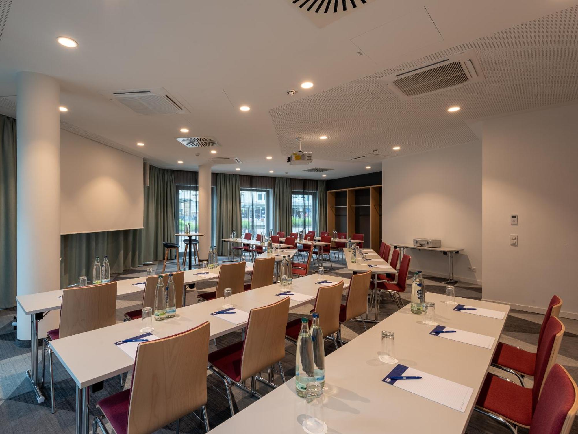 Holiday Inn Express Heilbronn By Ihg מראה חיצוני תמונה