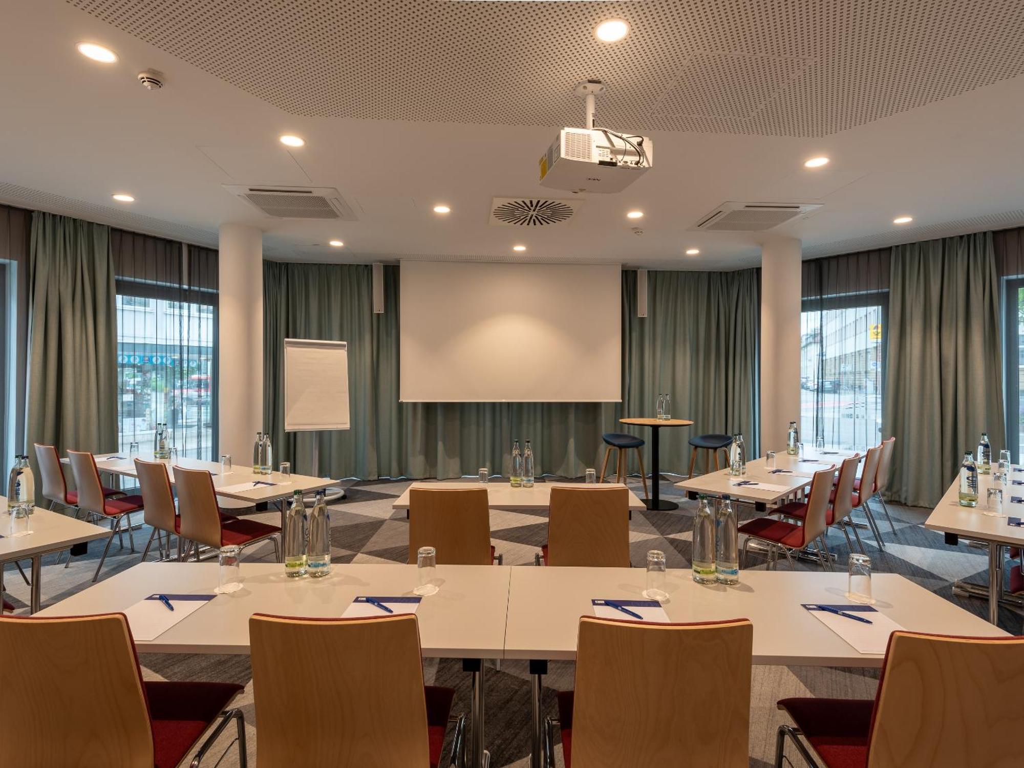 Holiday Inn Express Heilbronn By Ihg מראה חיצוני תמונה