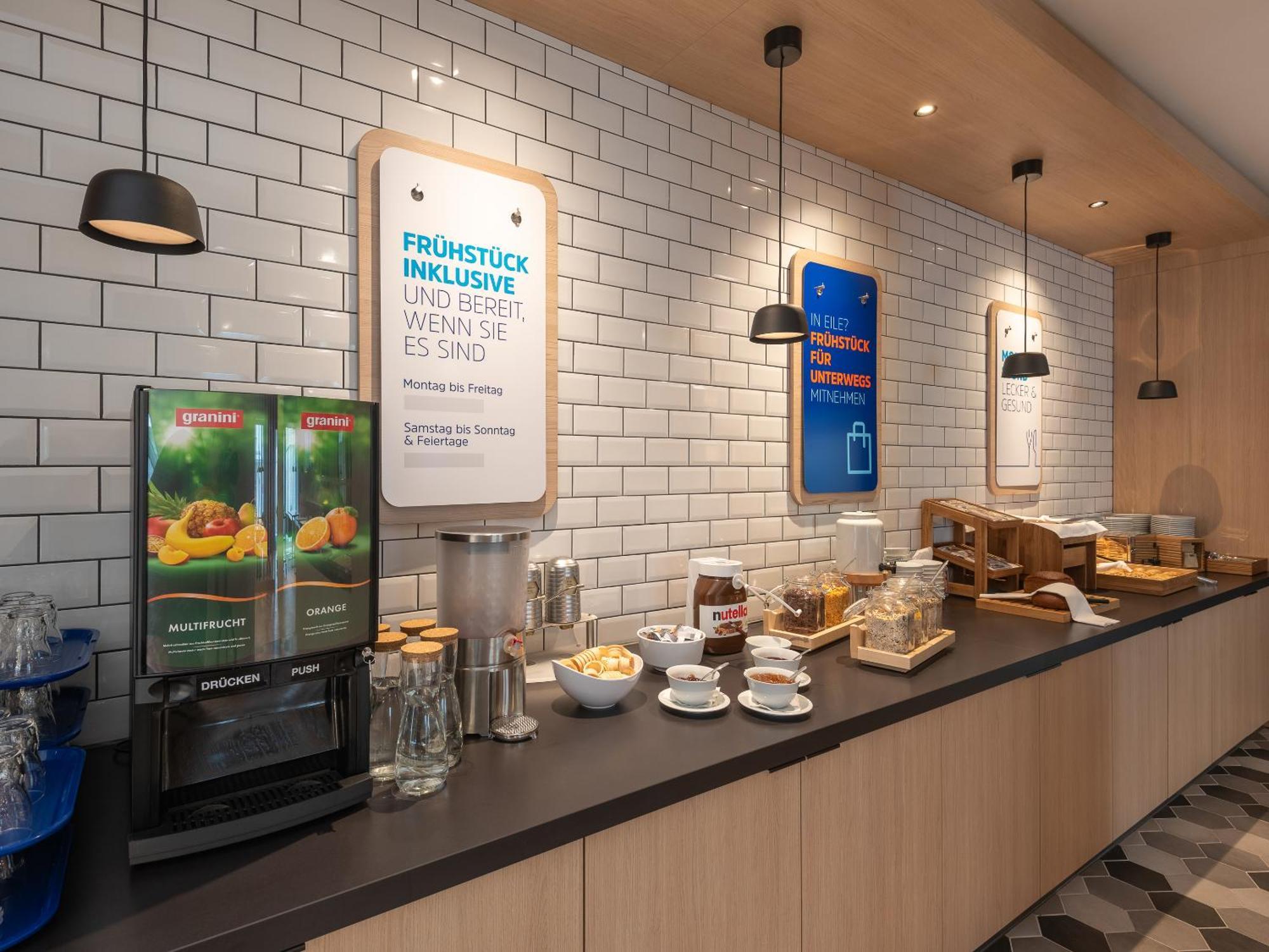 Holiday Inn Express Heilbronn By Ihg מראה חיצוני תמונה