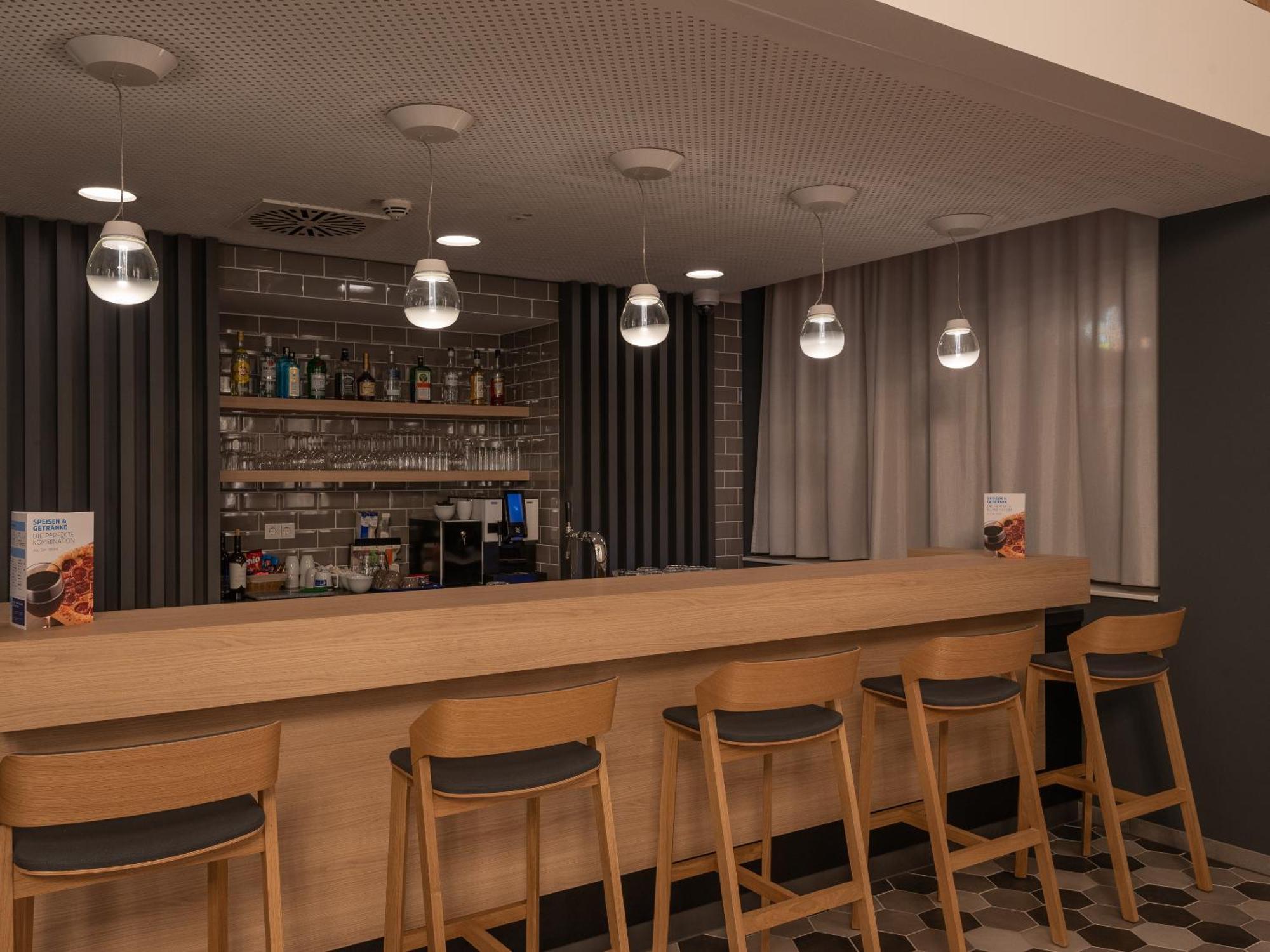 Holiday Inn Express Heilbronn By Ihg מראה חיצוני תמונה