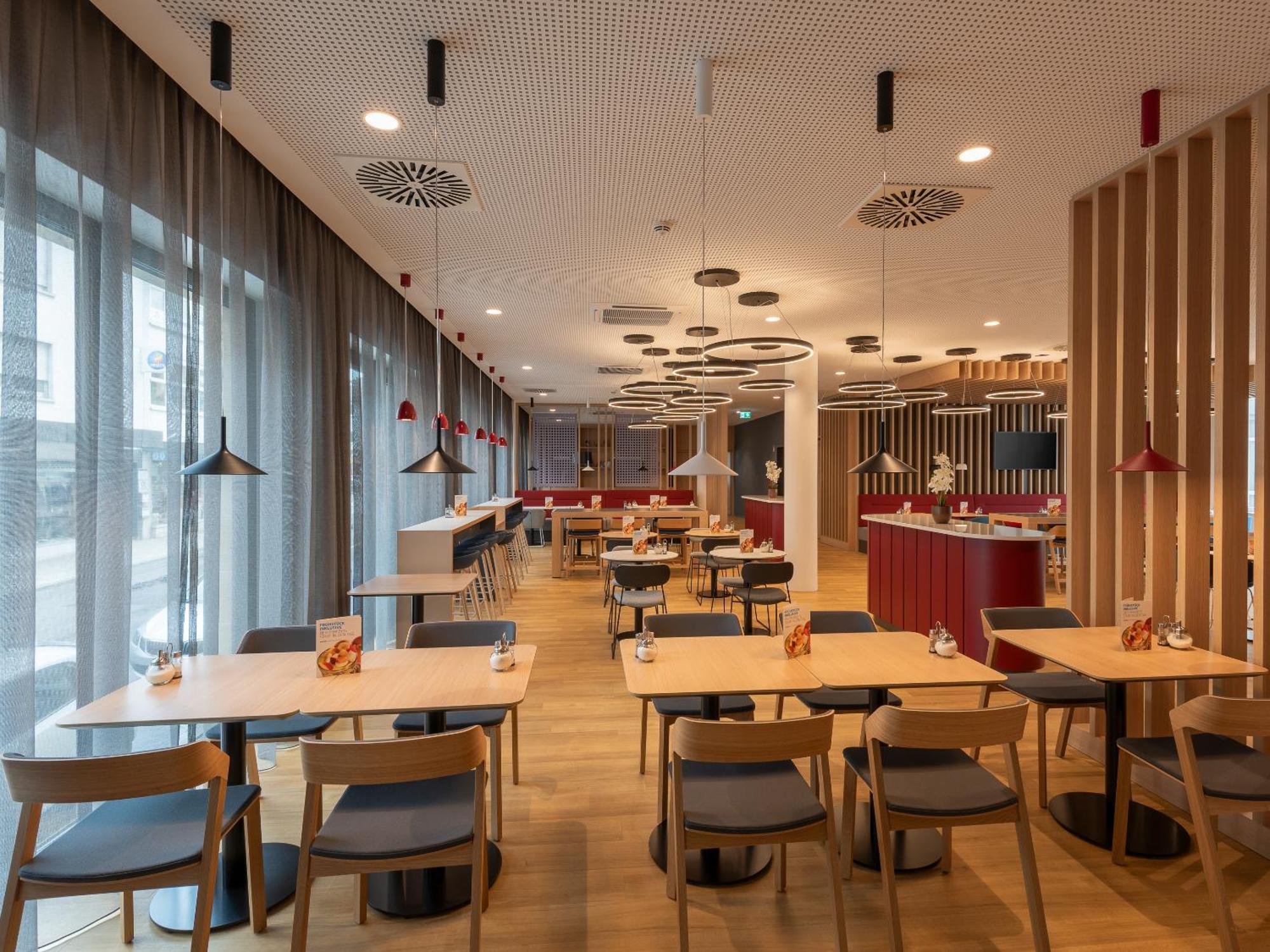 Holiday Inn Express Heilbronn By Ihg מראה חיצוני תמונה