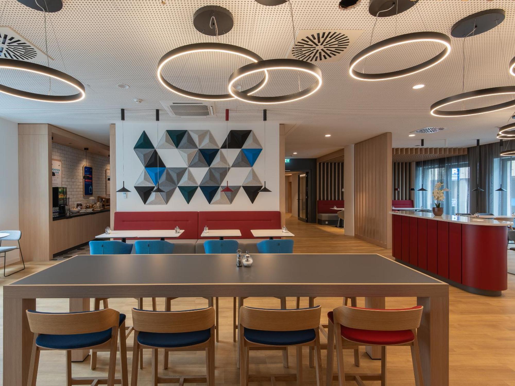 Holiday Inn Express Heilbronn By Ihg מראה חיצוני תמונה